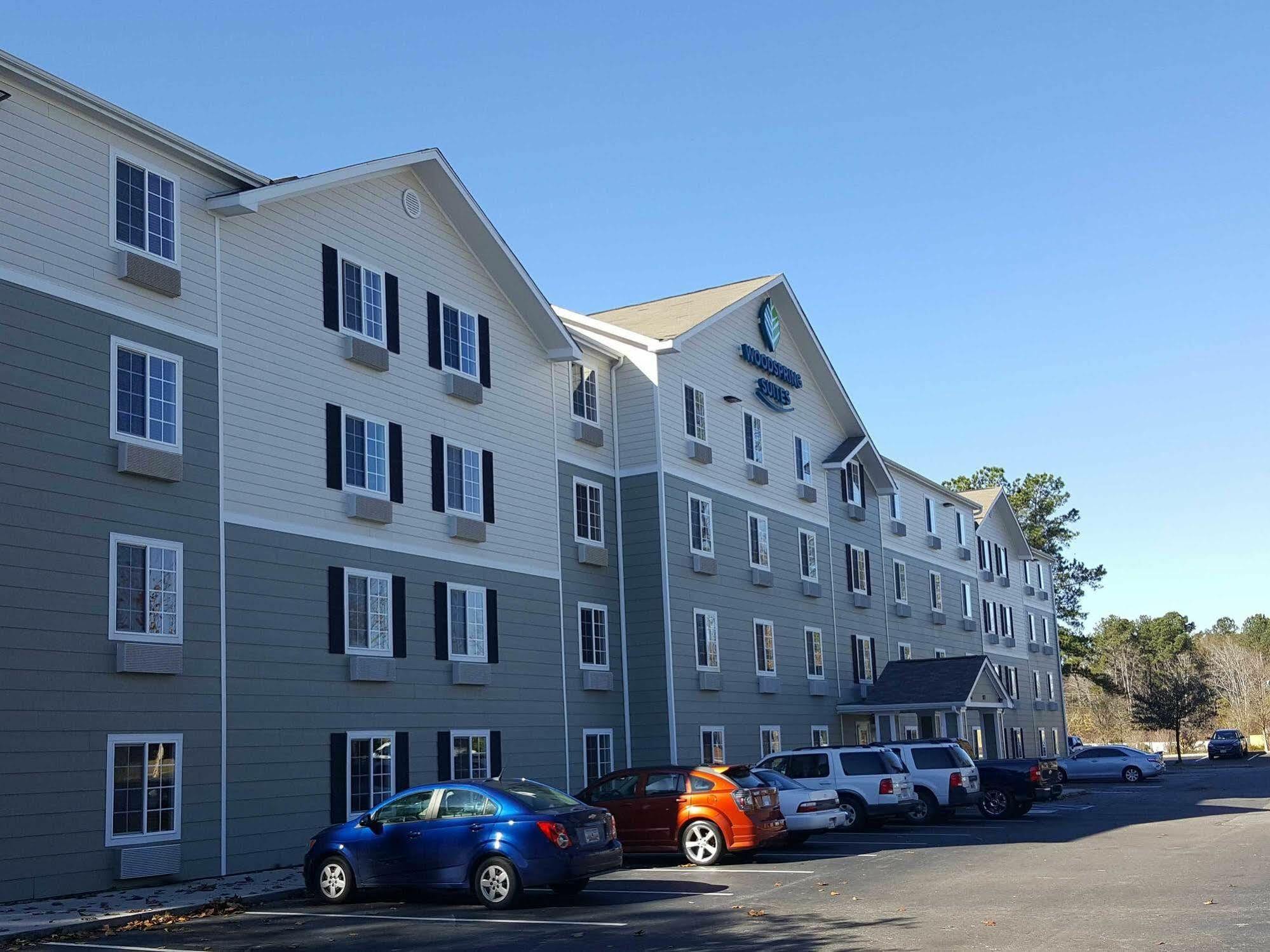 Extended Stay America Select Suites - Charleston - Ashley Phosphate Rd. นอร์ทชาร์ลส์ตัน ภายนอก รูปภาพ