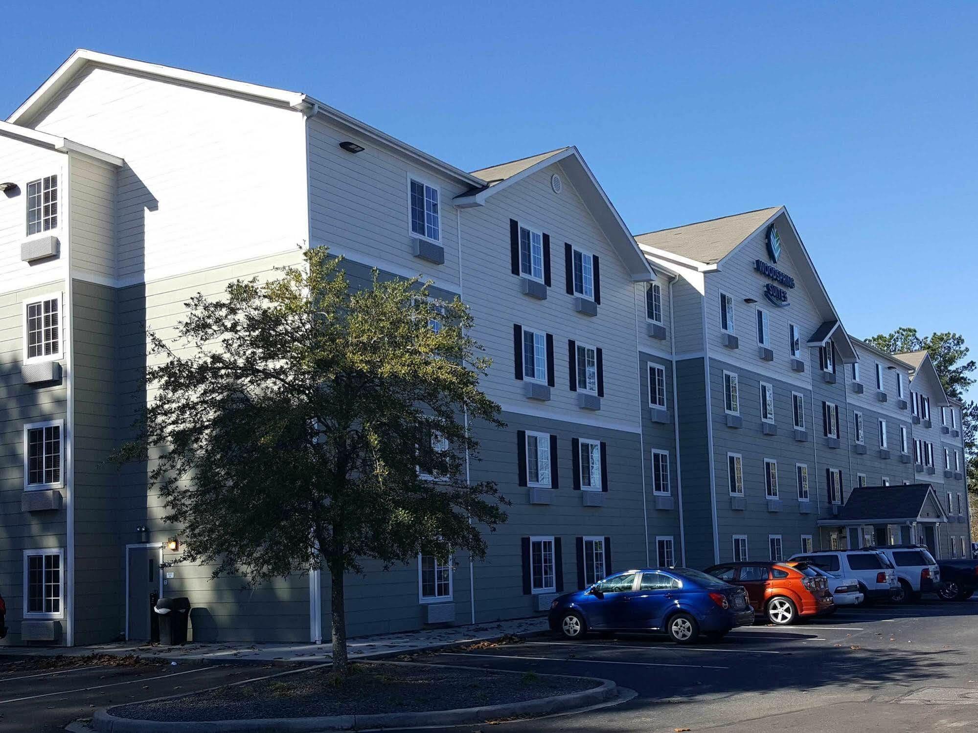Extended Stay America Select Suites - Charleston - Ashley Phosphate Rd. นอร์ทชาร์ลส์ตัน ภายนอก รูปภาพ